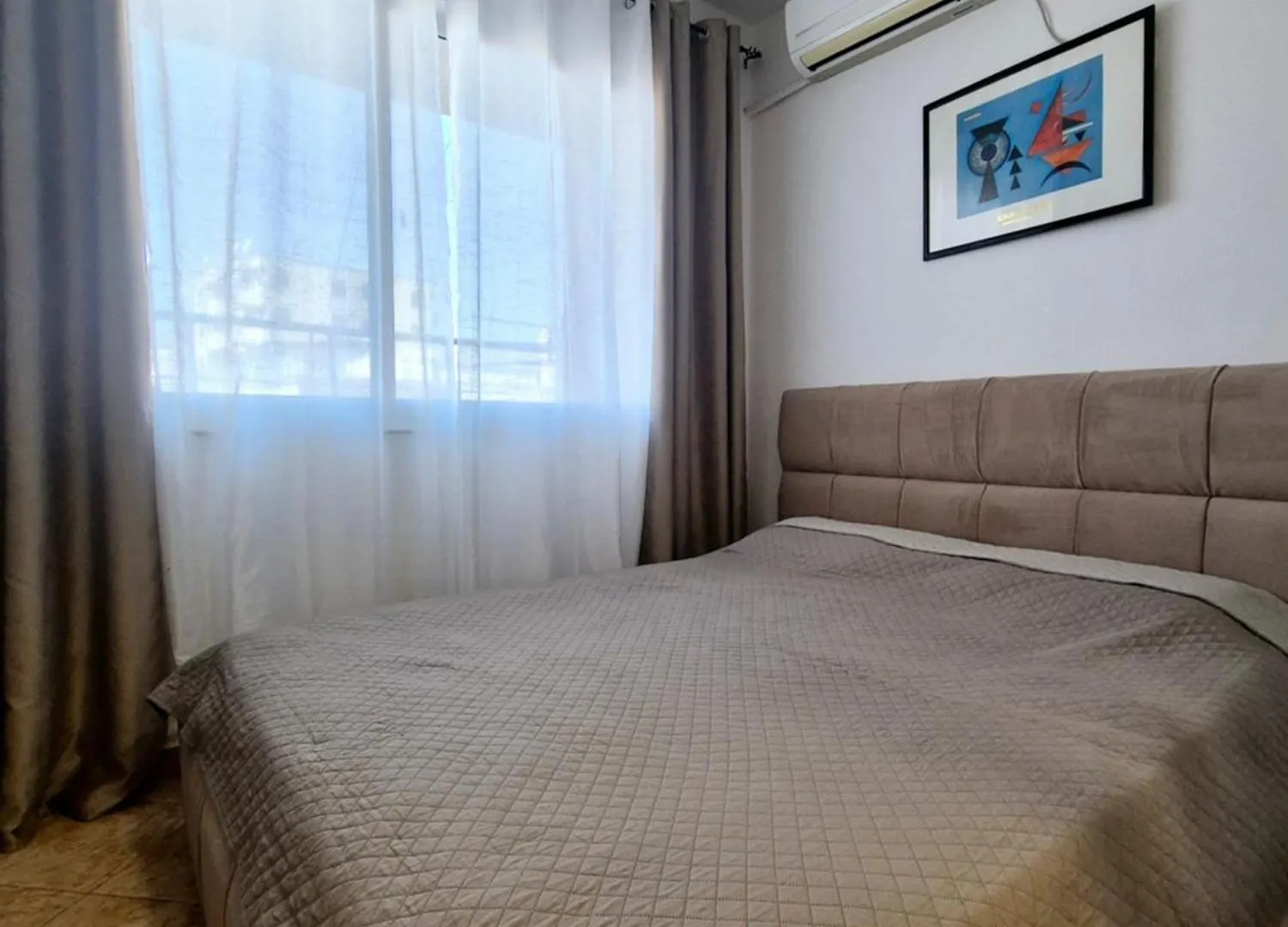 Apartaments Pelican Durrës